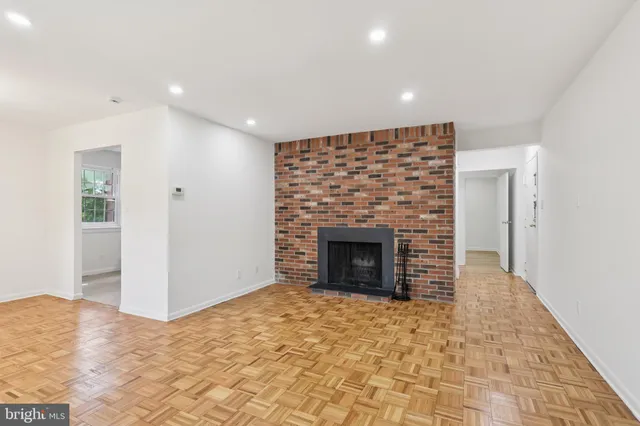 $265,000 | 4000 Gypsy Lane, Unit 529, Philadelphia, PA 19129