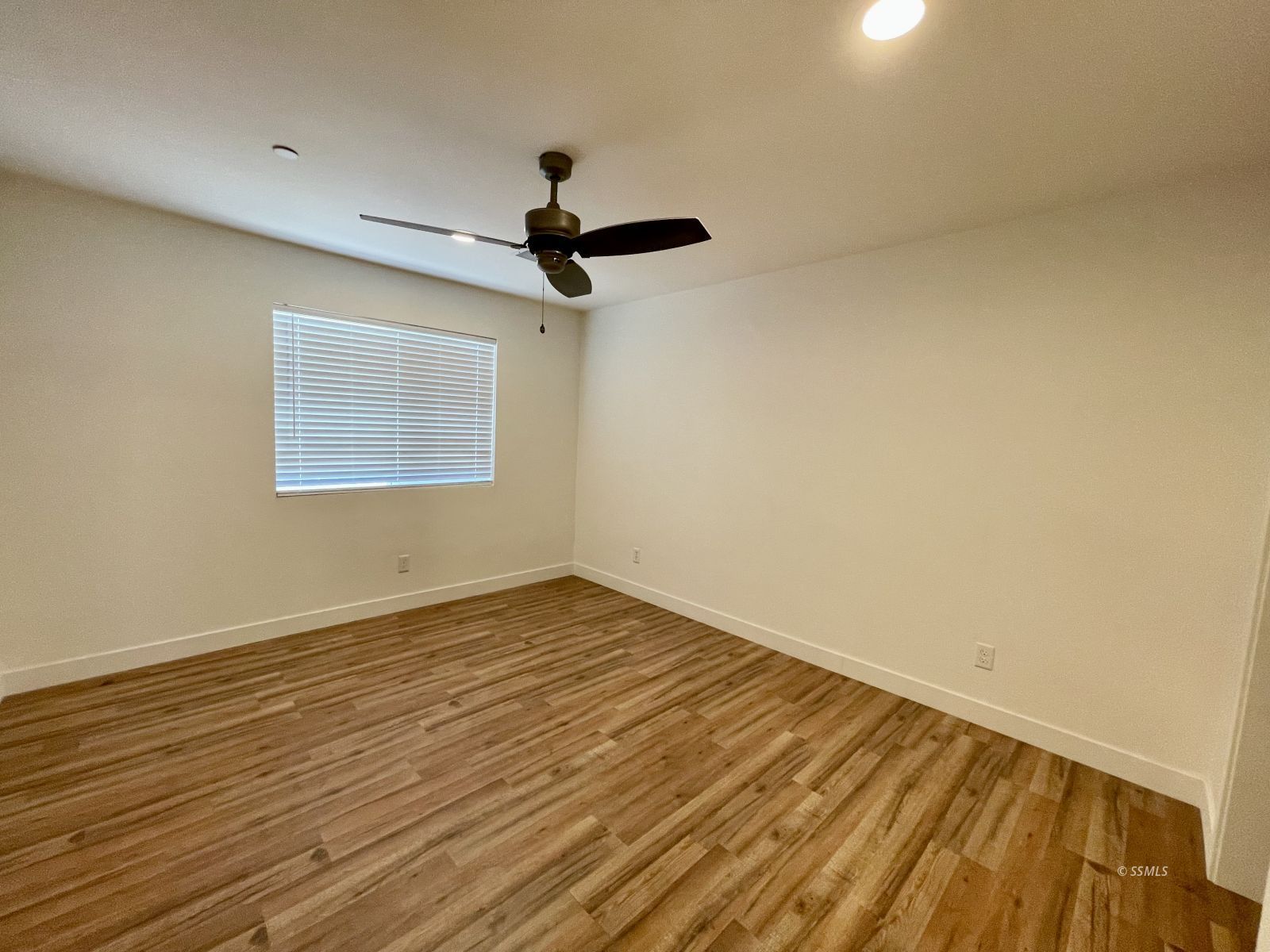 313 West Church Avenue Ridgecrest, CA 93555 - Photo 9 of 26