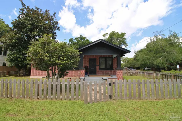 $429,999 | 2323 North 17th Avenue, Pensacola, FL 32503