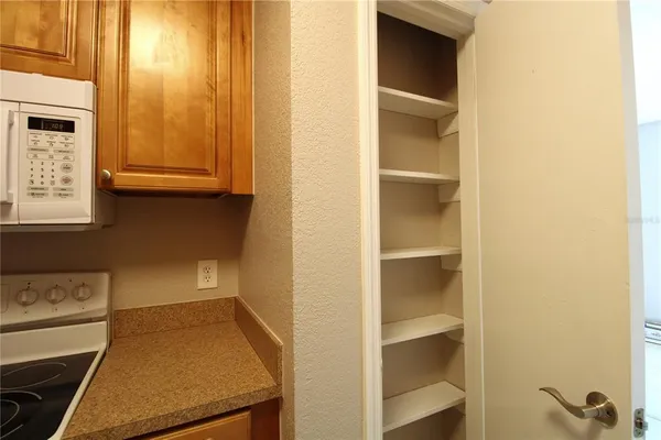 $1,350 | 13731 Juniper Blossom Drive, Unit 201, Tampa, FL 33618