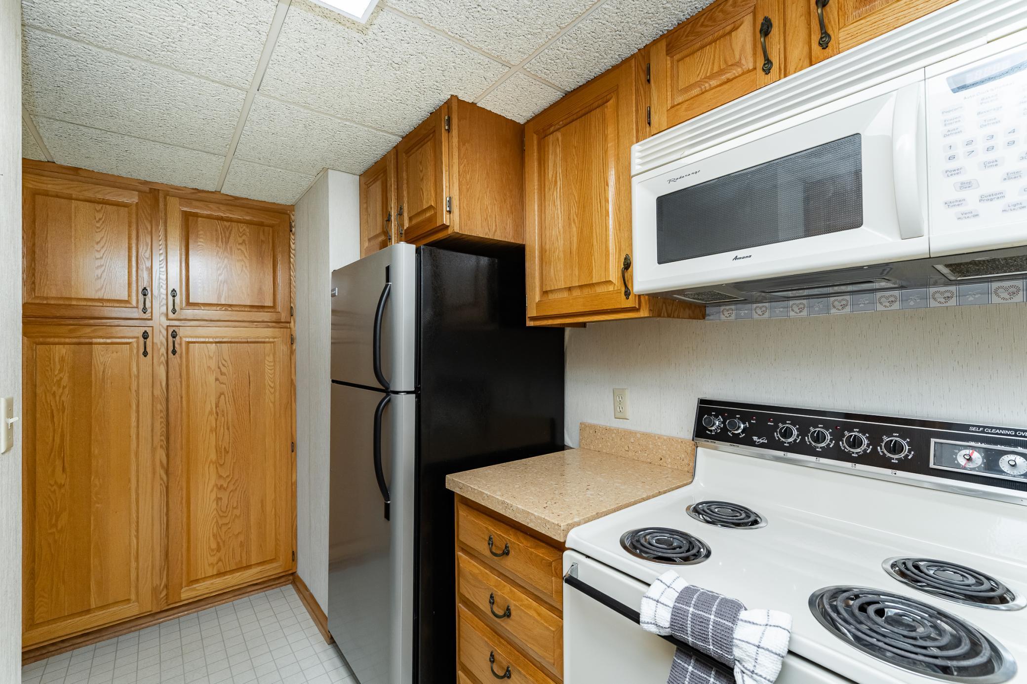 220 Broadway Avenue South, Unit 1417 Rochester, MN 55904 - Photo 11 of 19