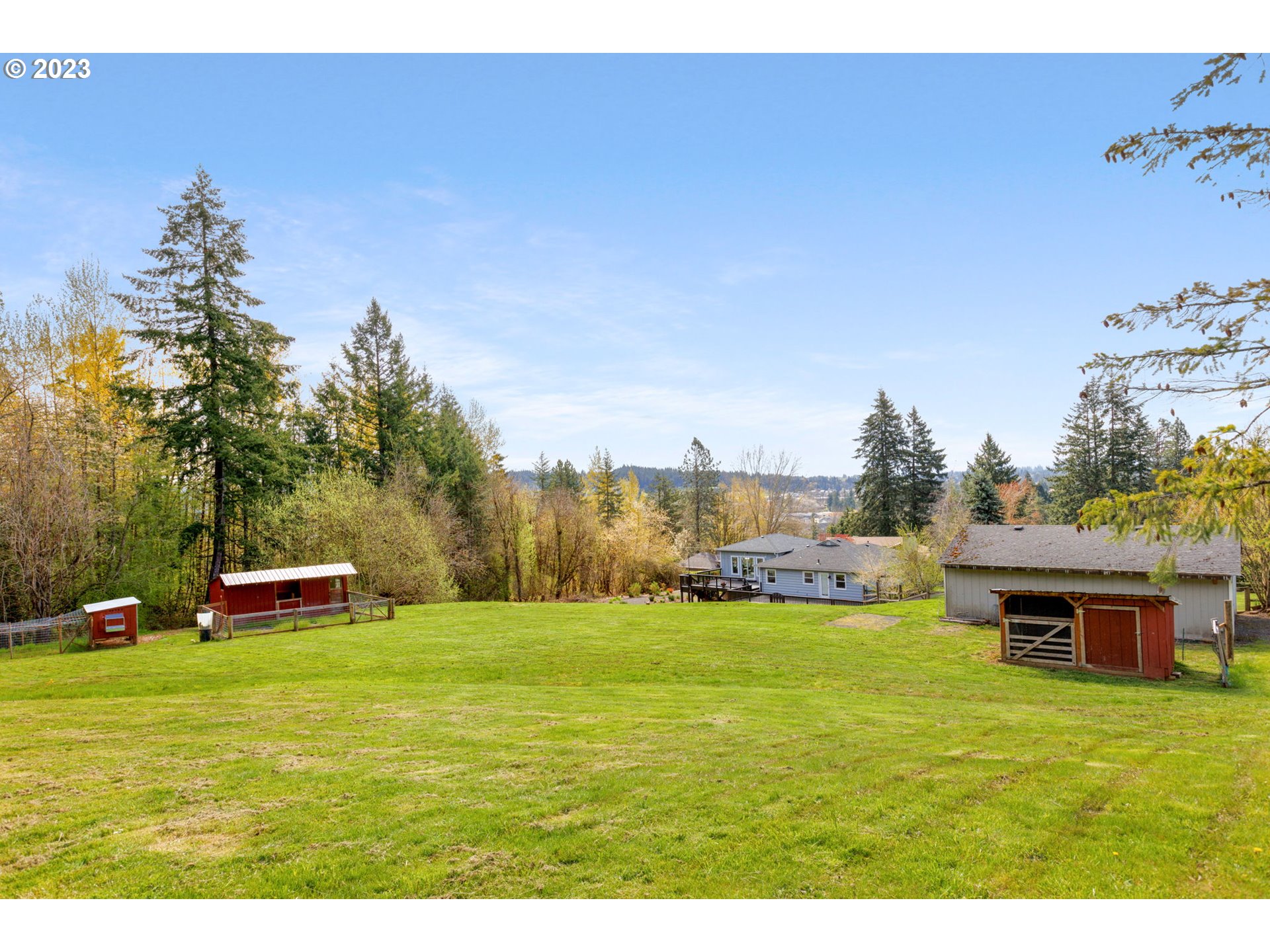 16400 Southeast Hagen Road Happy Valley, OR 97086 - Photo 2 of 45 Gallery Image 2