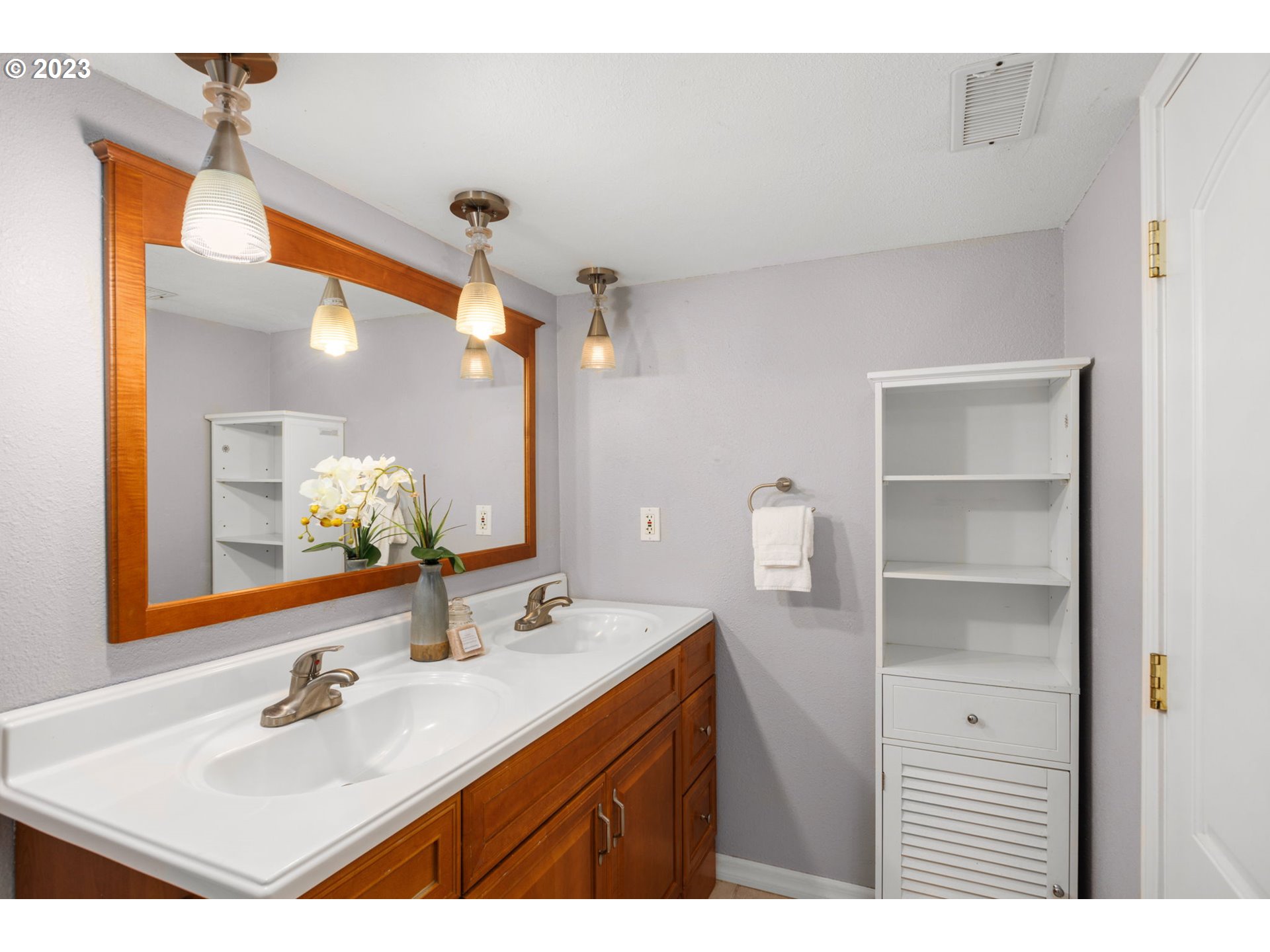 16400 Southeast Hagen Road Happy Valley, OR 97086 - Photo 22 of 45 Gallery Image 22