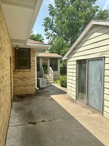 $119,500 | 207 Dodge Avenue, Danville, IL 61832