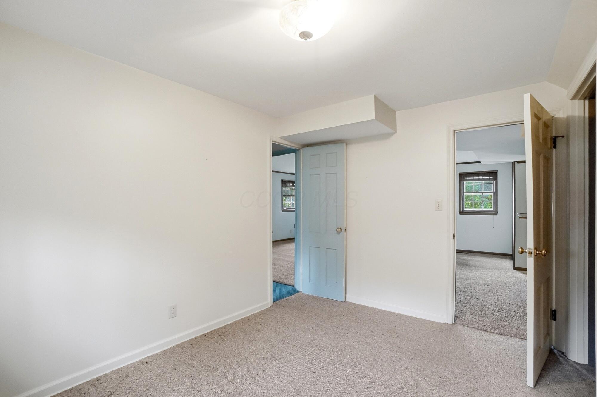 4115 Woodbridge Road Columbus, OH 43220 - Photo 20 of 27 Bedroom