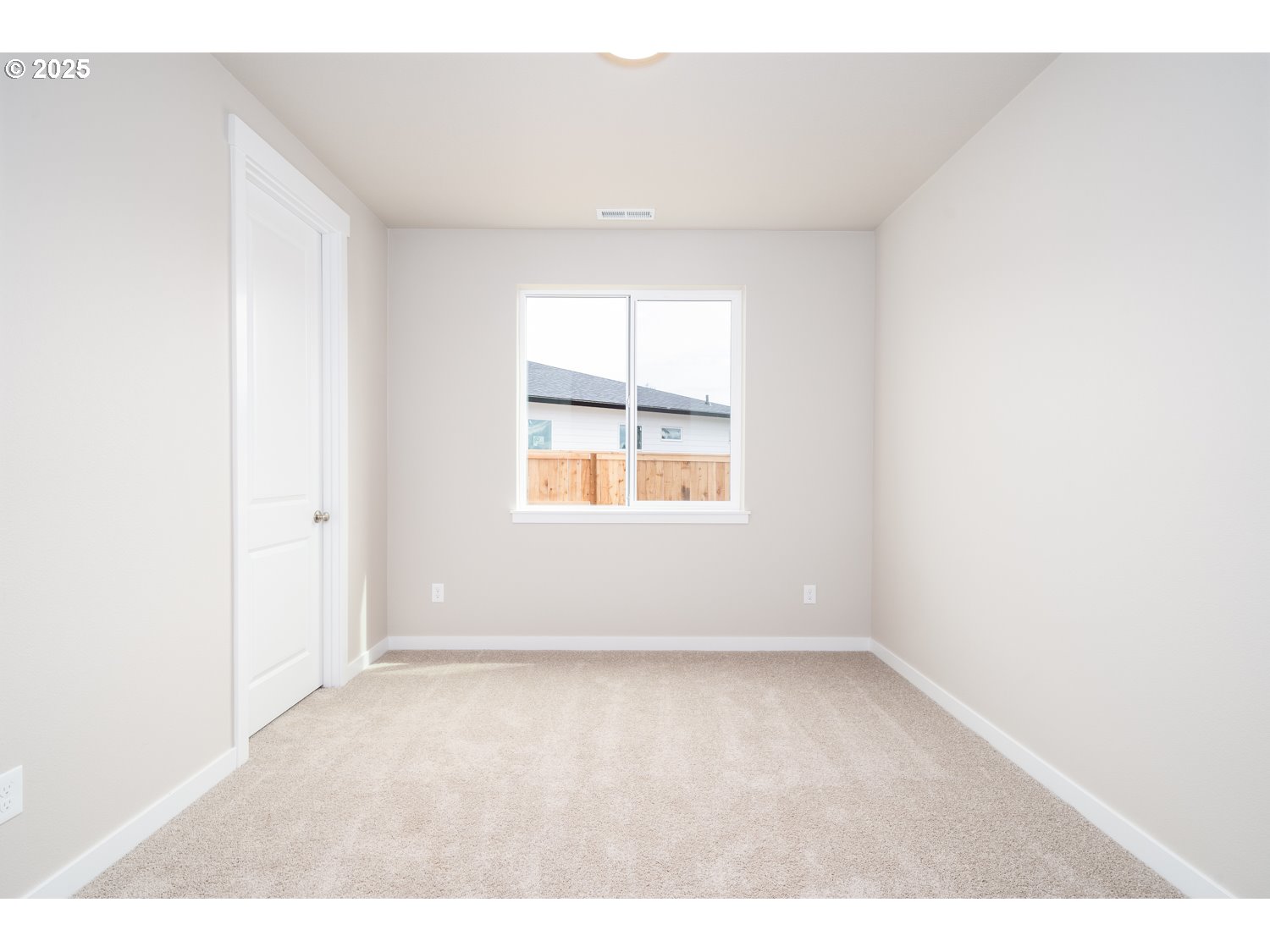 12685 Southwest Trask Street Beaverton, OR 97007 - Photo 7 of 19