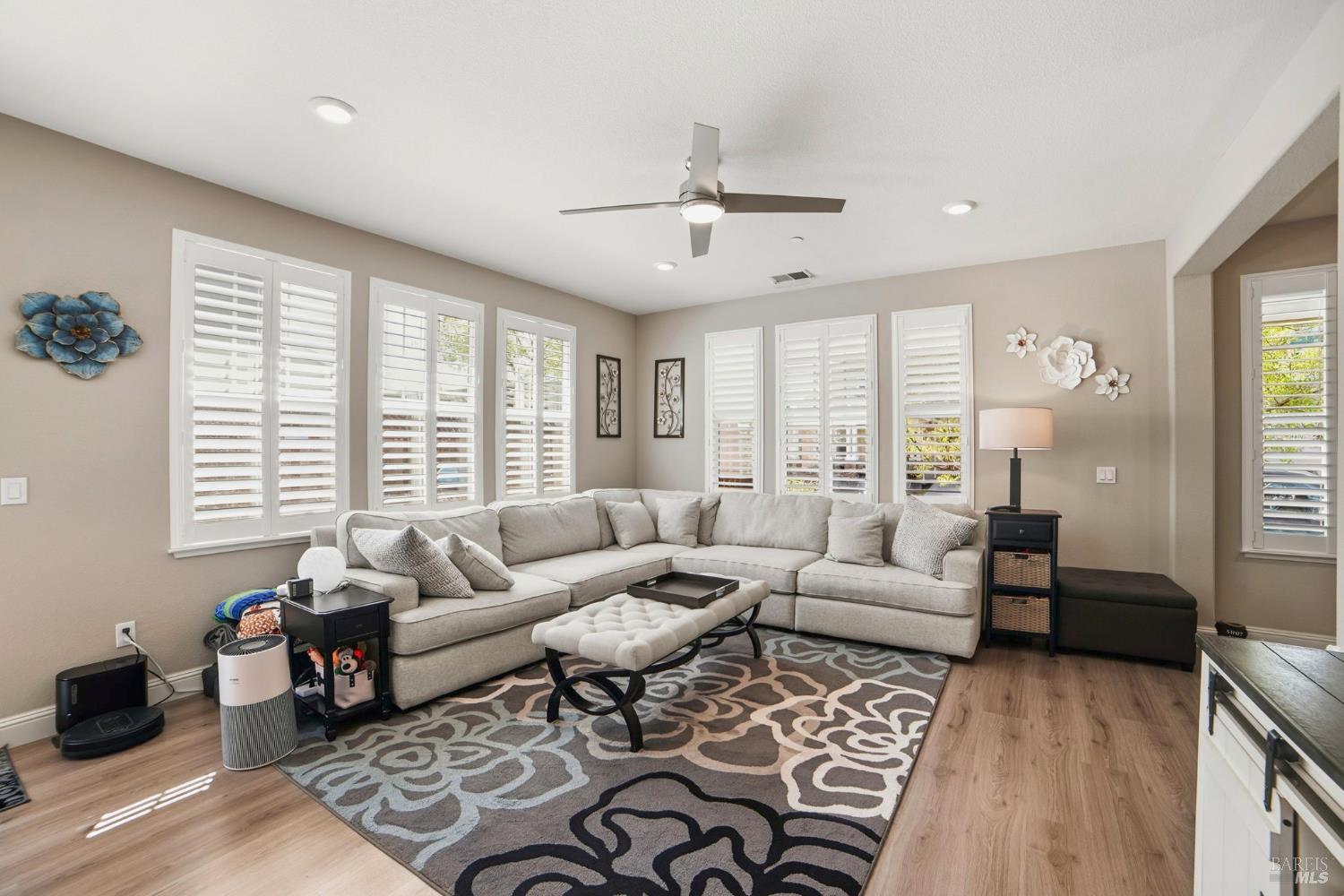 7750 Wildrose Way Rohnert Park, CA 94928 - Photo 7 of 40