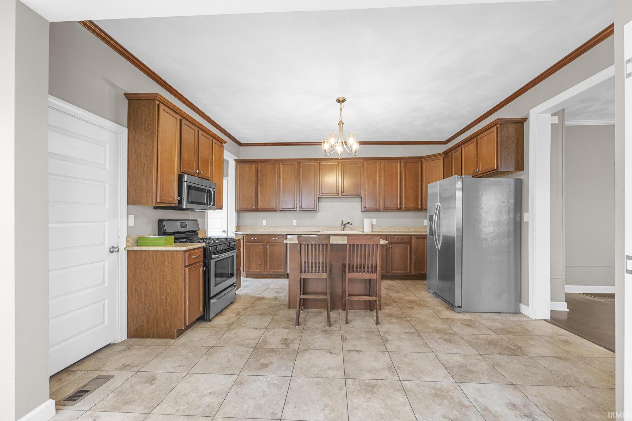 1313 Main Street Jasper, IN 47546 - Photo 10 of 39