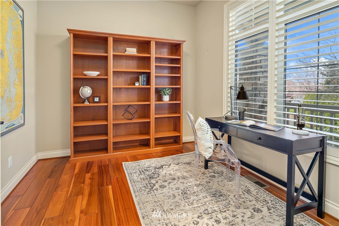 20206 86th Place Northeast Bothell, WA 98011 - Photo 14 of 36