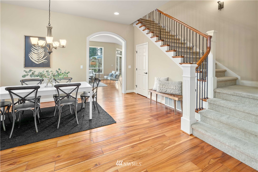 20206 86th Place Northeast Bothell, WA 98011 - Photo 3 of 36