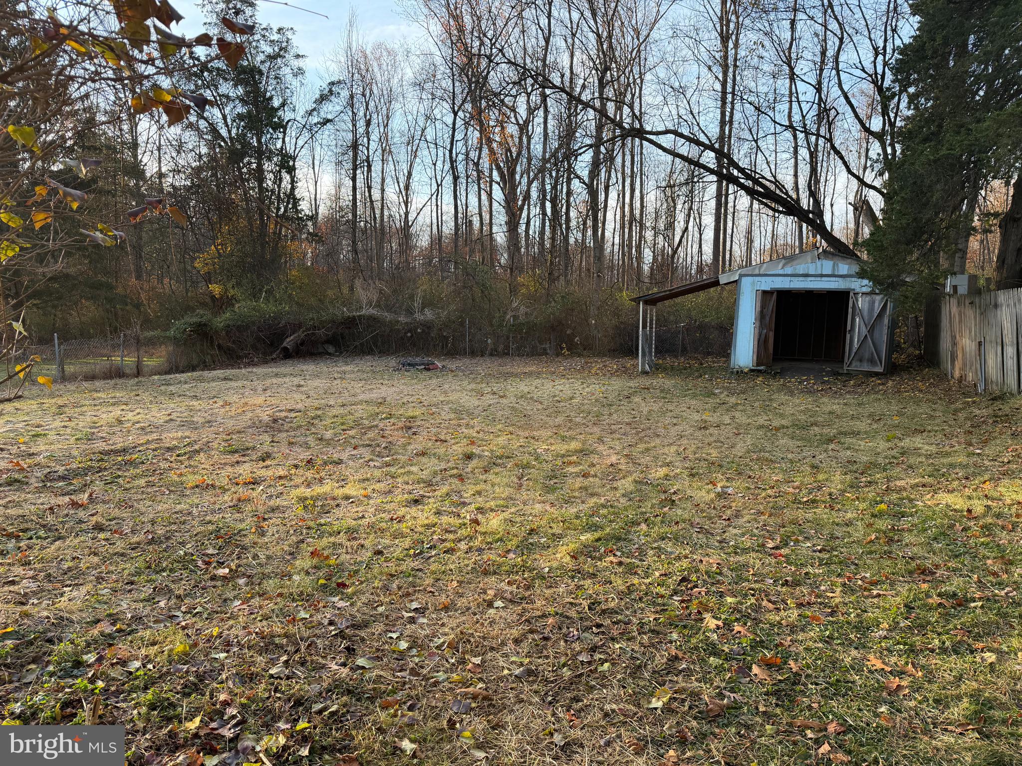 2257 South Forge Road Palmyra, PA 17078 - Photo 7 of 34 a backyard of a house with lots of green space