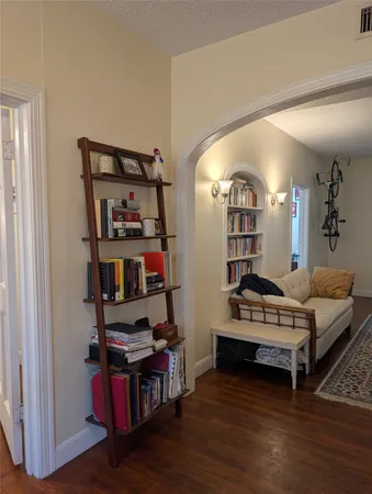 $1,900 | 3119 Tom Green Street, Unit 1, Austin, TX 78705