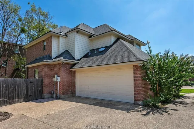 $3,250 | 203 Chimney Hill Circle, College Station, TX 77840