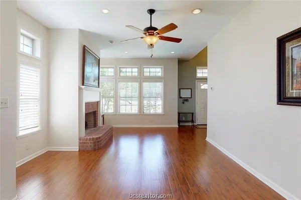 $2,850 | 203 Chimney Hill Circle, College Station, TX 77840