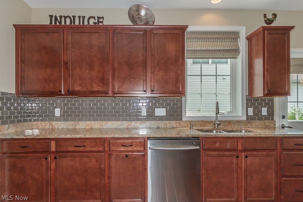 189 Burwick Road Cleveland, OH 44143 - Photo 10 of 35 Gallery Image 10