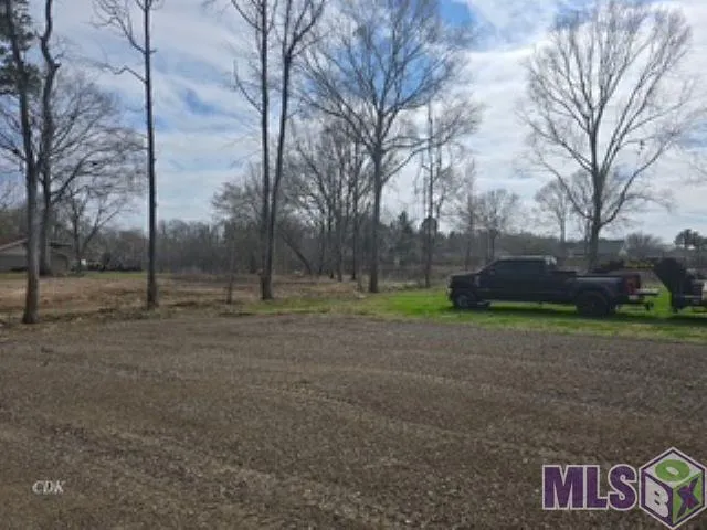 $299,000 | Tbd Tiger Bend Road, Baton Rouge, LA 70817