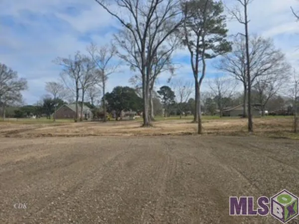 $299,000 | Tbd Tiger Bend Road, Baton Rouge, LA 70817