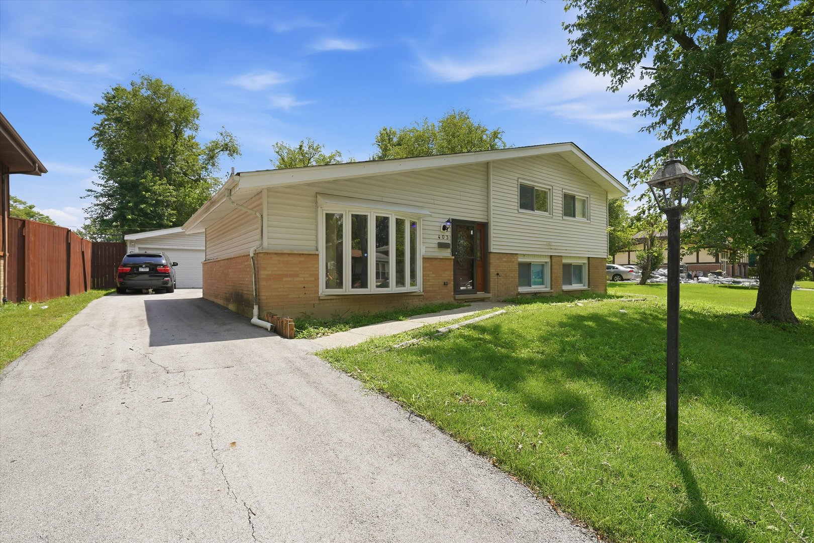 403 Rutledge Street Park Forest, IL 60466 - Photo 2 of 42 Gallery Image 2