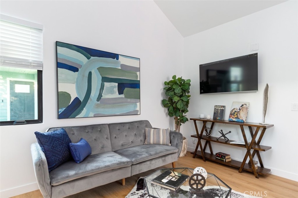 4945 Stratford Road, Unit 1/2 Los Angeles, CA 90042 - Photo 3 of 10