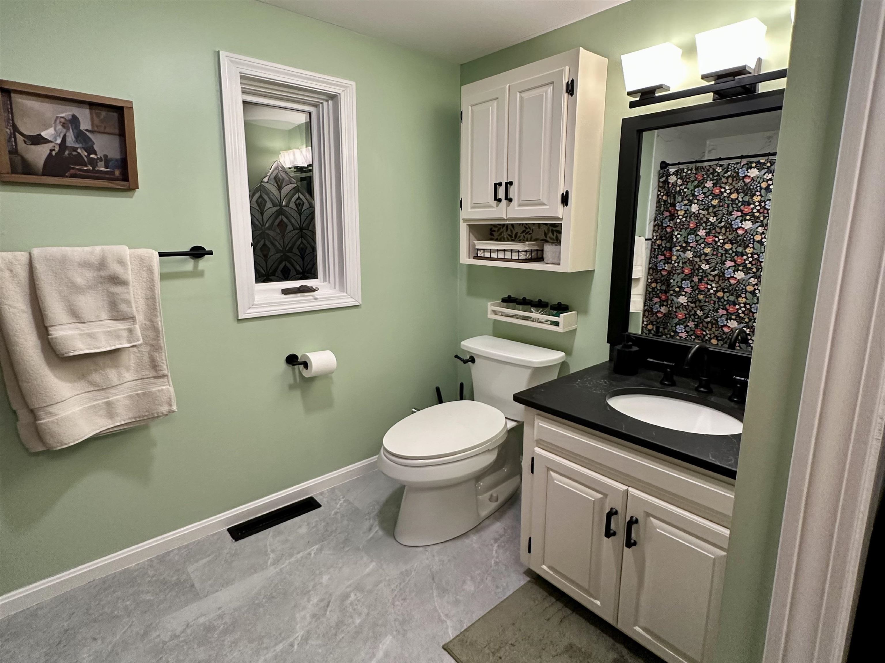 153 Coffin Road, Unit 5 Epping, NH 03042 - Photo 23 of 35