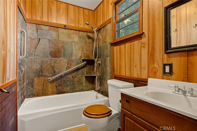 a view of an entryway with a door