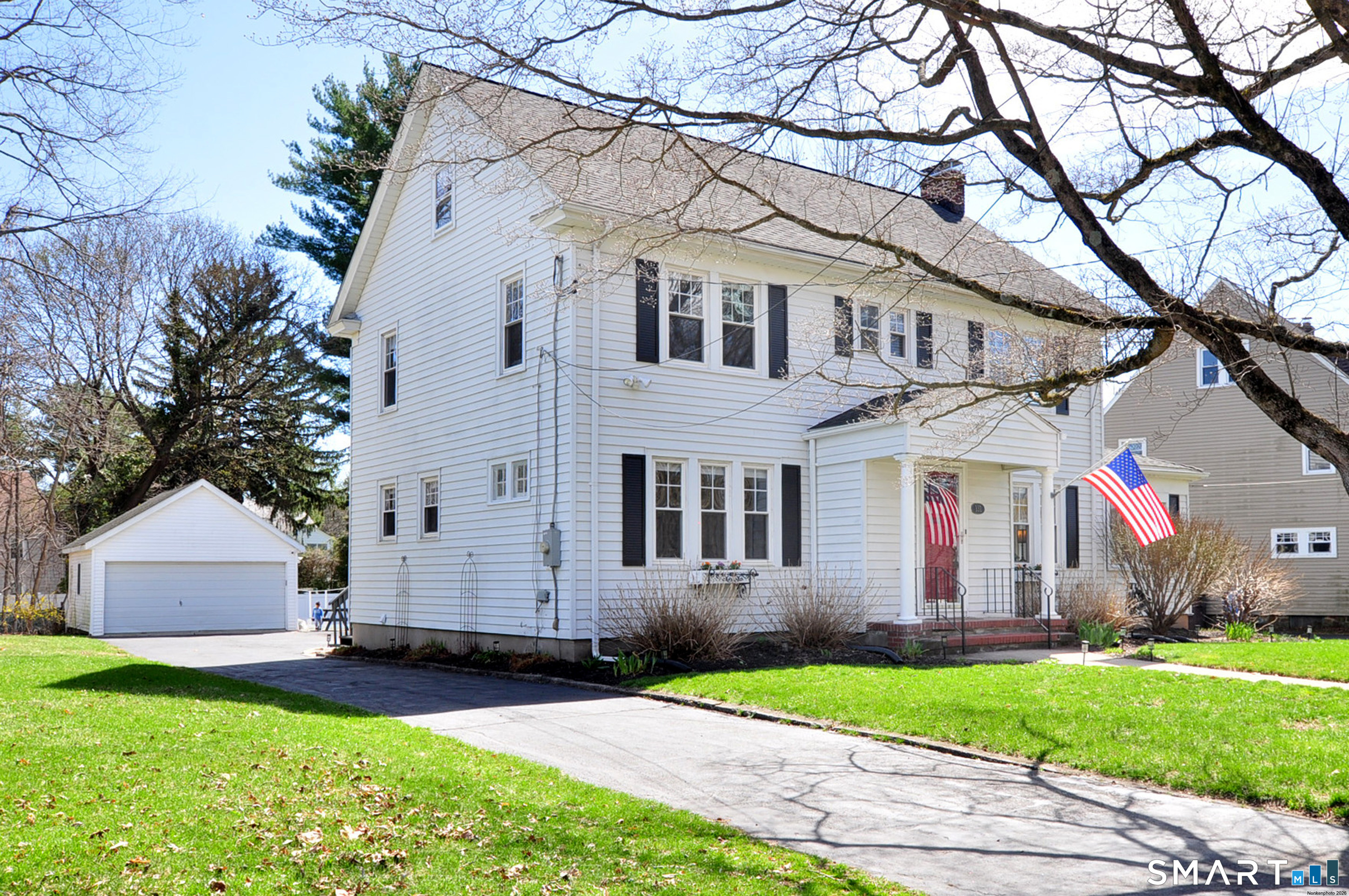 131 Pendleton Road New Britain, CT 06053 - Photo 3 of 39