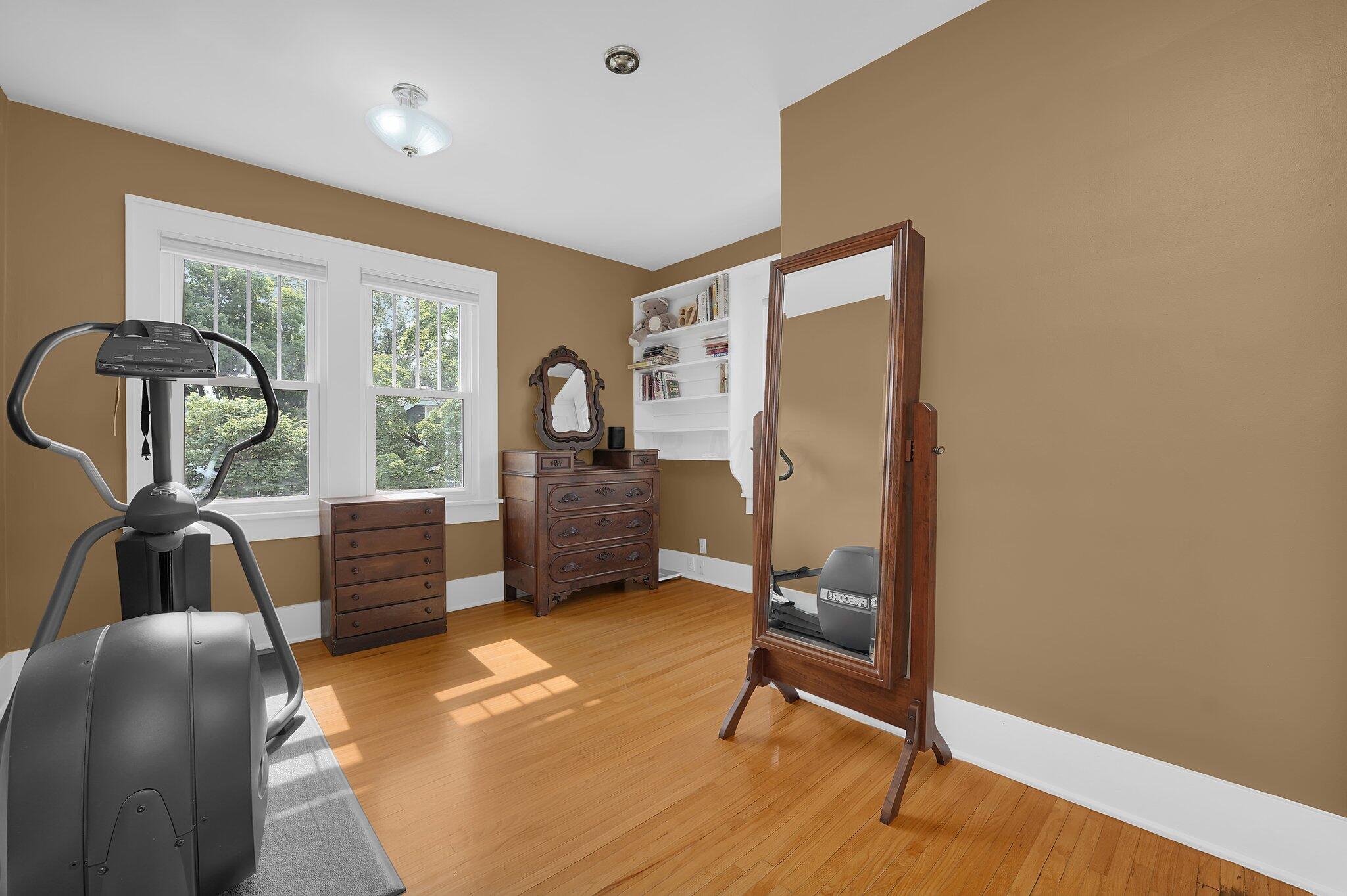 1527 Lincoln Road Columbus, OH 43212 - Photo 13 of 28 13-web-or-mls-1527-lincoln-rd