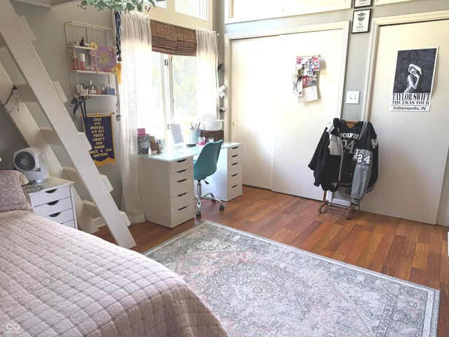 $315,900 | 2005 East Poplarwood Court, Rockville, IN 47872