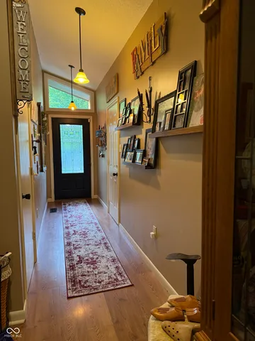 $315,900 | 2005 East Poplarwood Court, Rockville, IN 47872