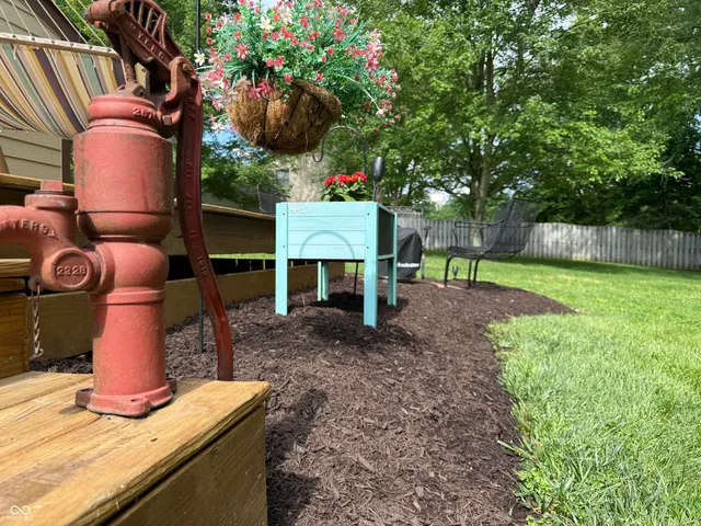 $315,900 | 2005 East Poplarwood Court, Rockville, IN 47872