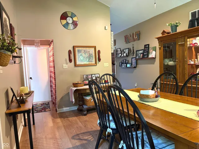 $315,900 | 2005 East Poplarwood Court, Rockville, IN 47872