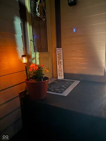 $315,900 | 2005 East Poplarwood Court, Rockville, IN 47872