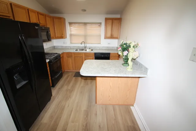 $3,000 | 2969 Saganashkee Lane, Naperville, IL 60564