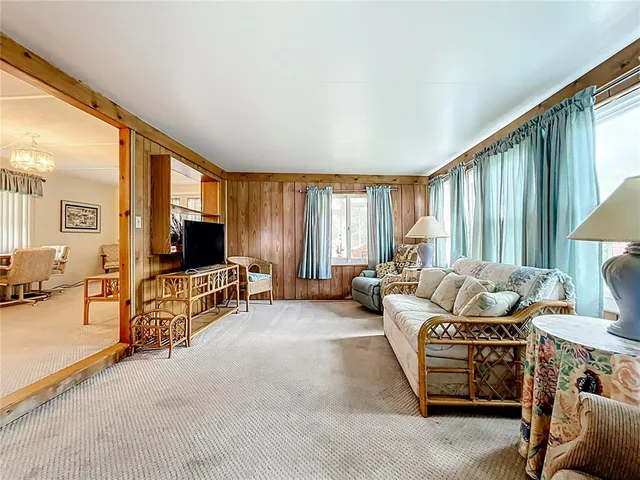 $214,900 | 25933 Zinnia Lane, Astatula, FL 34705