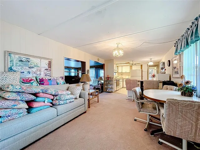 $214,900 | 25933 Zinnia Lane, Astatula, FL 34705