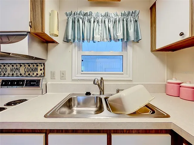 $214,900 | 25933 Zinnia Lane, Astatula, FL 34705