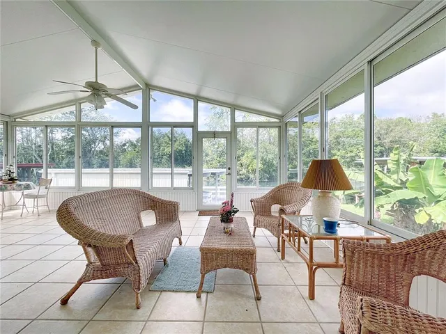 $214,900 | 25933 Zinnia Lane, Astatula, FL 34705