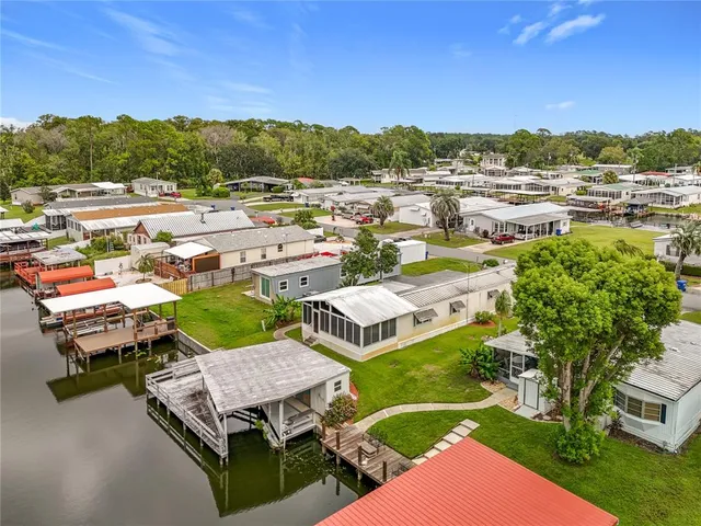 $214,900 | 25933 Zinnia Lane, Astatula, FL 34705