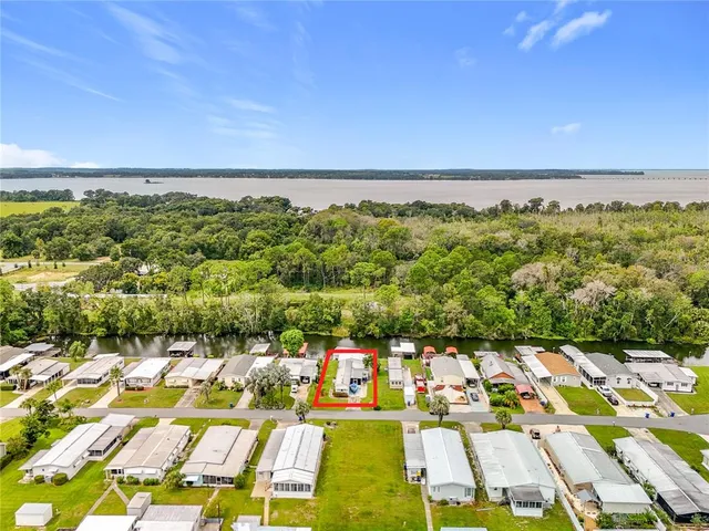 $214,900 | 25933 Zinnia Lane, Astatula, FL 34705