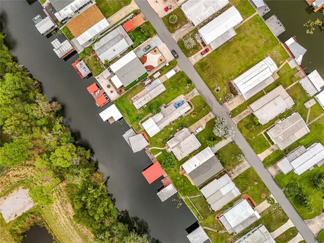 $214,900 | 25933 Zinnia Lane, Astatula, FL 34705