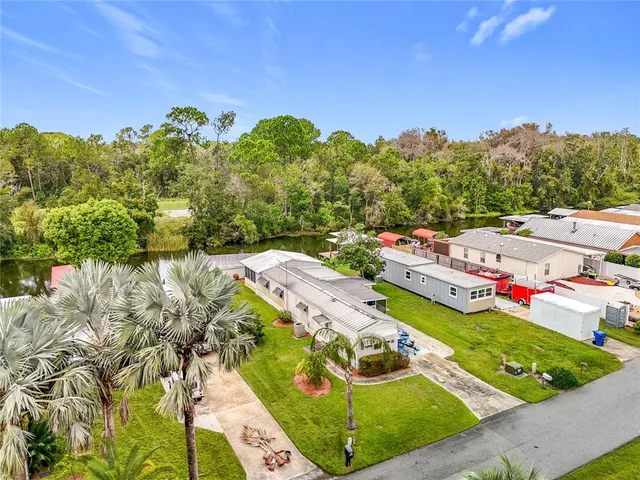 $214,900 | 25933 Zinnia Lane, Astatula, FL 34705