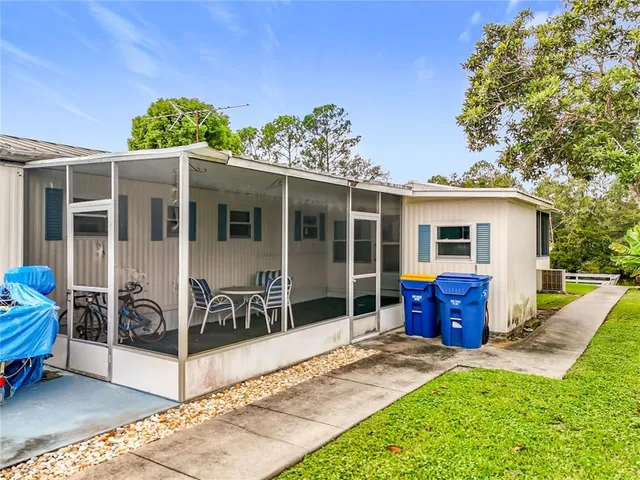 $214,900 | 25933 Zinnia Lane, Astatula, FL 34705