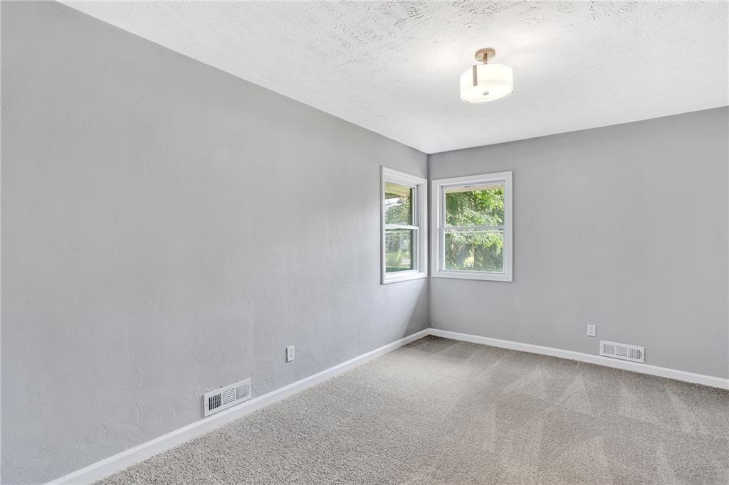 225 Goldsmith Road Pittsburgh, PA 15237 - Photo 14 of 25