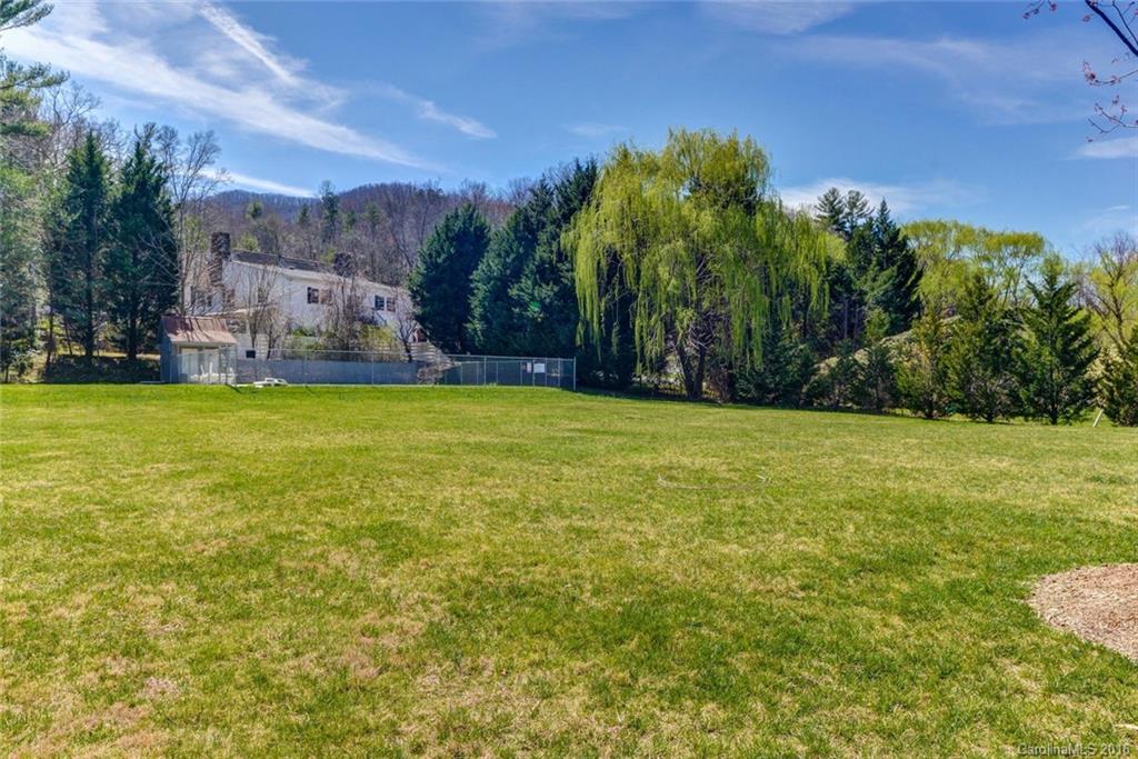 10 Bridgestone Road, Unit 10 Swannanoa, NC 28778 - Photo 18 of 20 Gallery Image 18