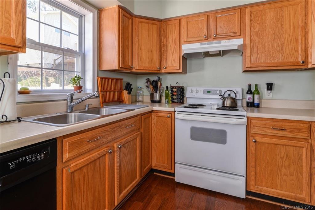 10 Bridgestone Road, Unit 10 Swannanoa, NC 28778 - Photo 8 of 20 Gallery Image 8