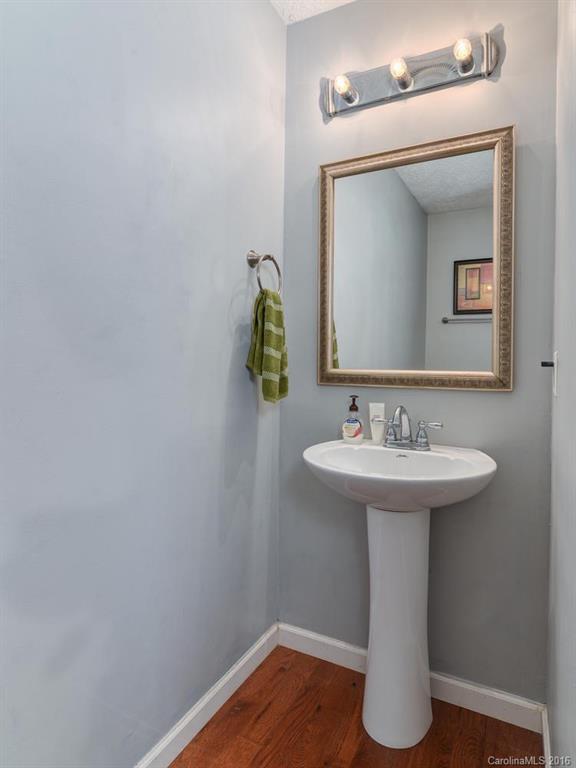10 Bridgestone Road, Unit 10 Swannanoa, NC 28778 - Photo 9 of 20 Gallery Image 9