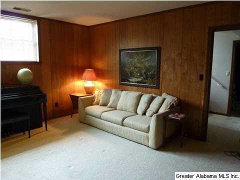 3249 Tyrol Road Vestavia Hills, AL 35216 - Photo 22 of 32