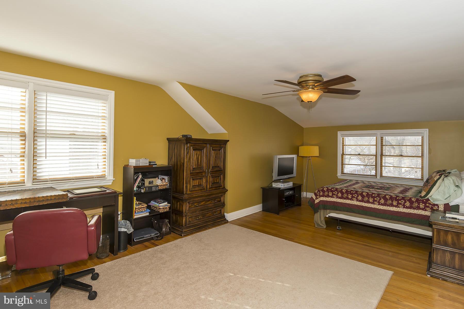 6210 North Orchard Road Linthicum, MD 21090 - Photo 17 of 30 MASTER BEDROOM