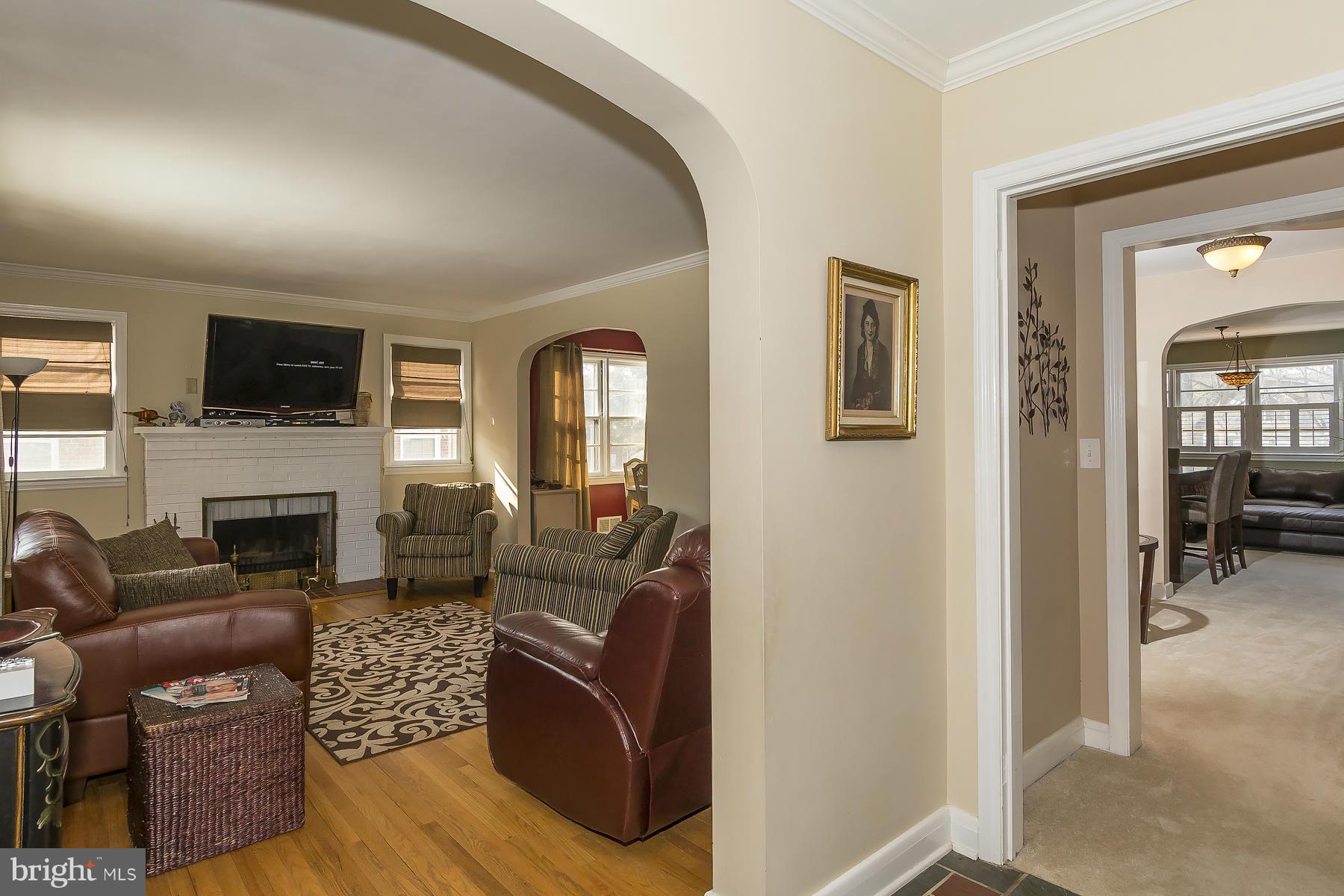 6210 North Orchard Road Linthicum, MD 21090 - Photo 3 of 30 FOYER