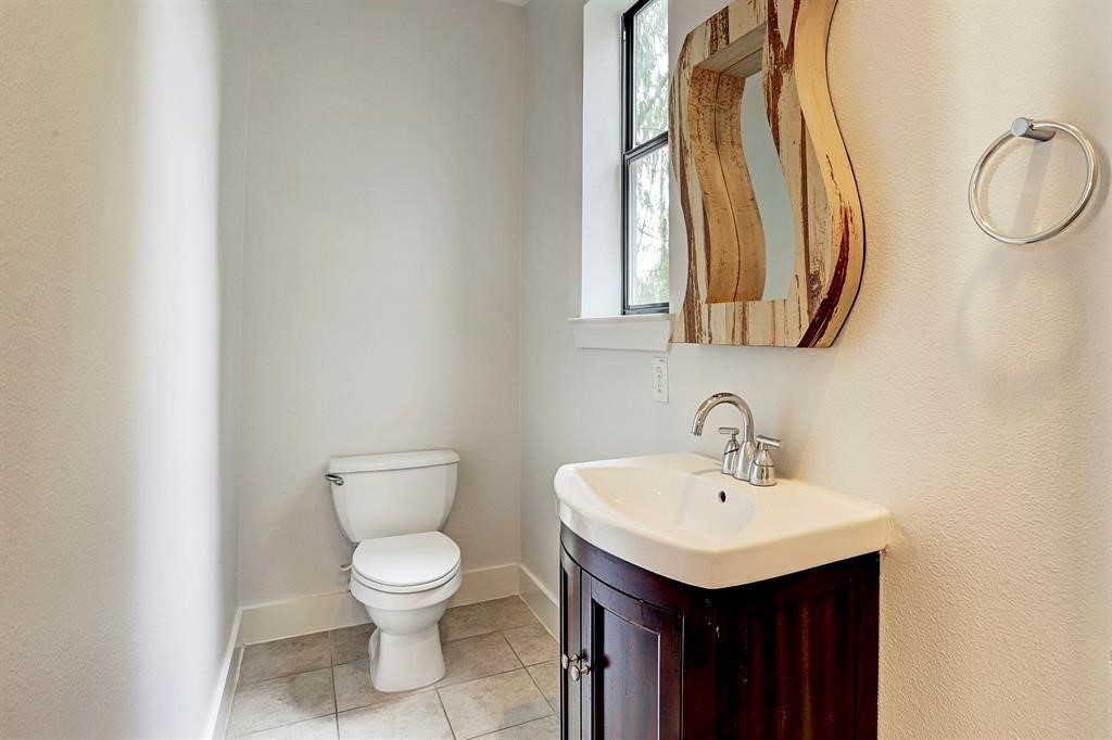 1203 Detering Street Houston, TX 77007 - Photo 6 of 14 Powder room on level 2.